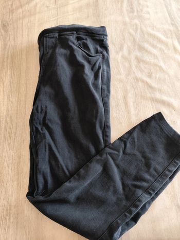 Jean noir élastique 40