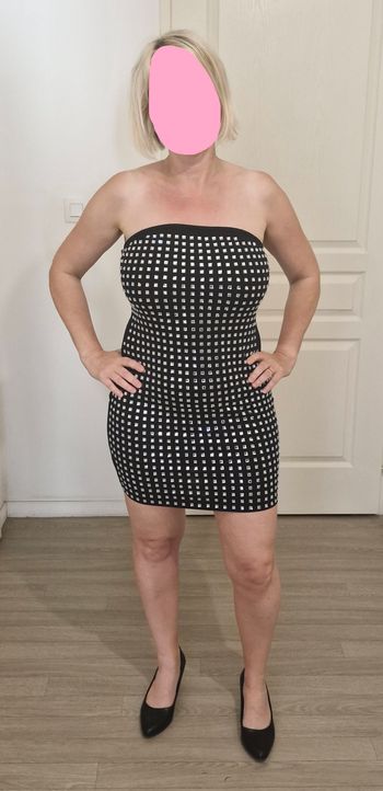 Robe bustier rare avec strass en relief