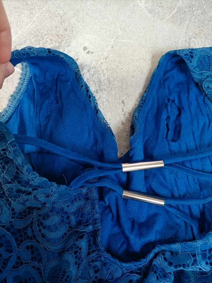 Robe dentelle - photo numéro 3