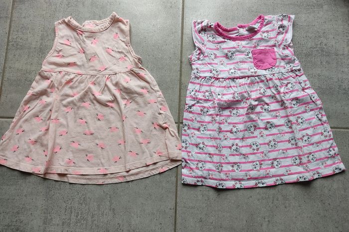Lot de robes 12 mois