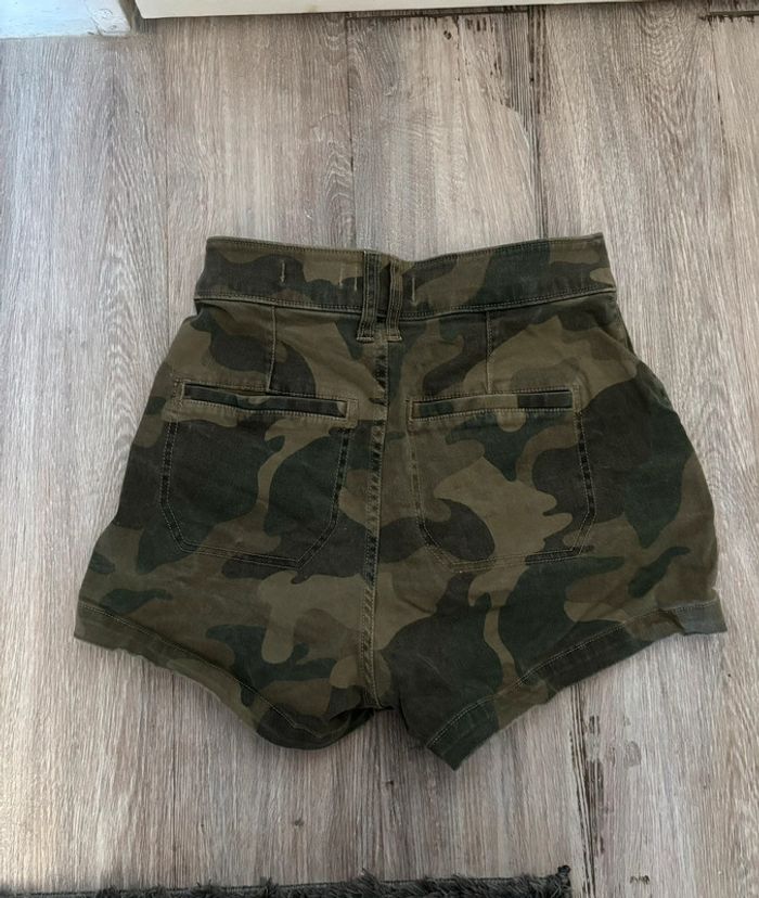 Short taille haute Hollister - photo numéro 3