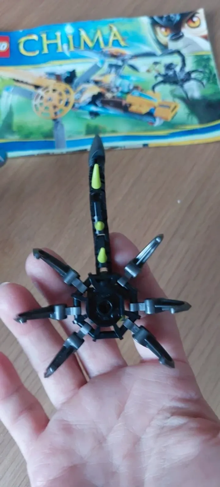 Lego chima l hélicoptère de Lavertus - photo numéro 6