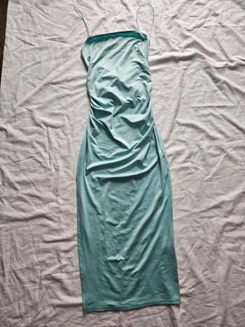 Robe dos nu