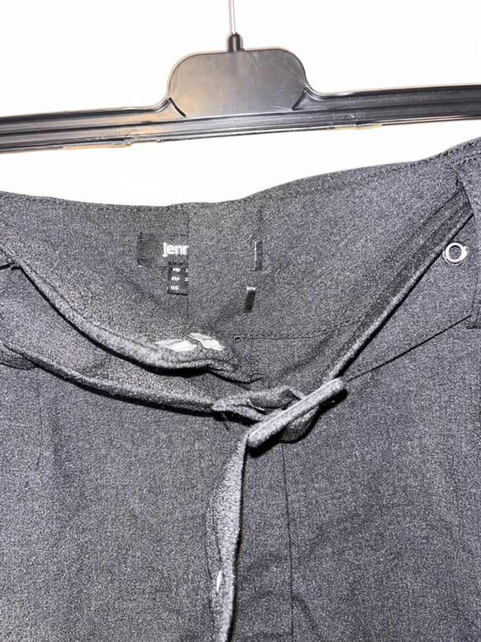 Short gris taille haute jennyfer taille 36 - photo numéro 2