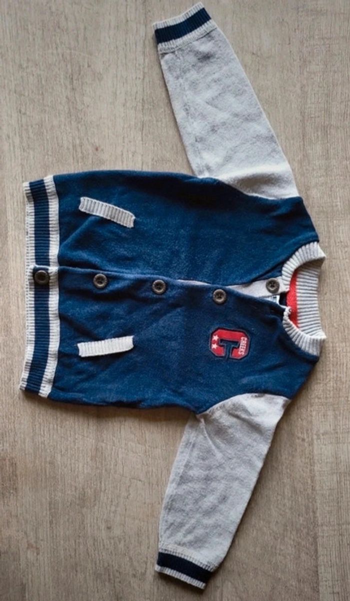 Vestes bébé 12mois - photo numéro 2