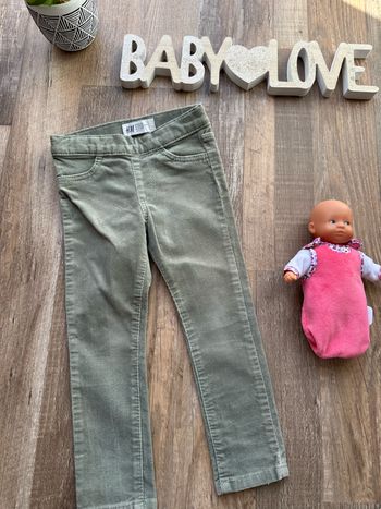 - Pantalon H&M  - 2 ans  - Très bon état