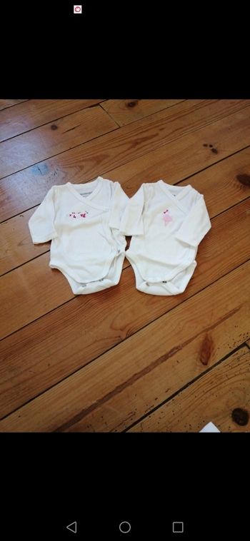 Lot bodies naissance