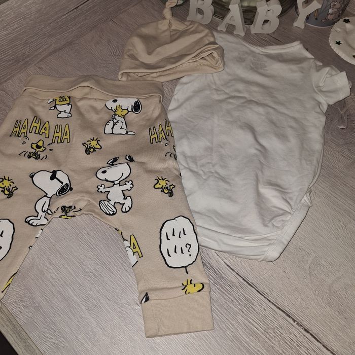 Ensemble neuf snoopy 2-4 mois H&M - photo numéro 6