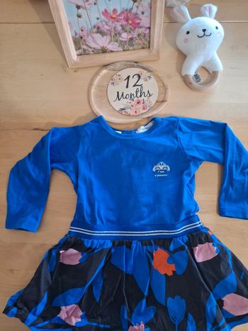 Robe pour fille taille 12mois marque marese très bon état