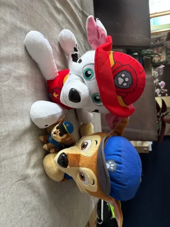 Lot 2sacs à dos peluche pat patrouille et porte clef