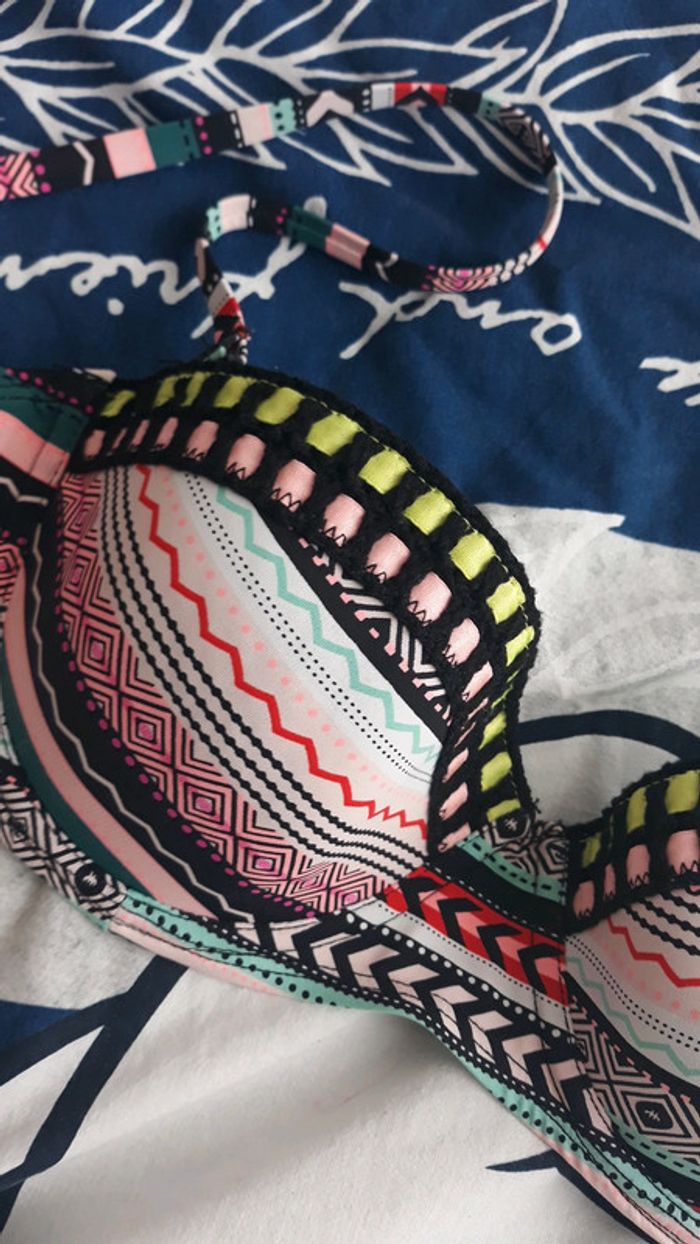 Haut de maillot de bain - photo numéro 3