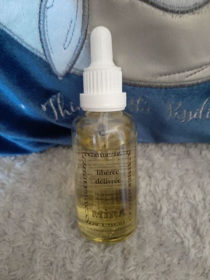 Huile démaquillante Mira neuf