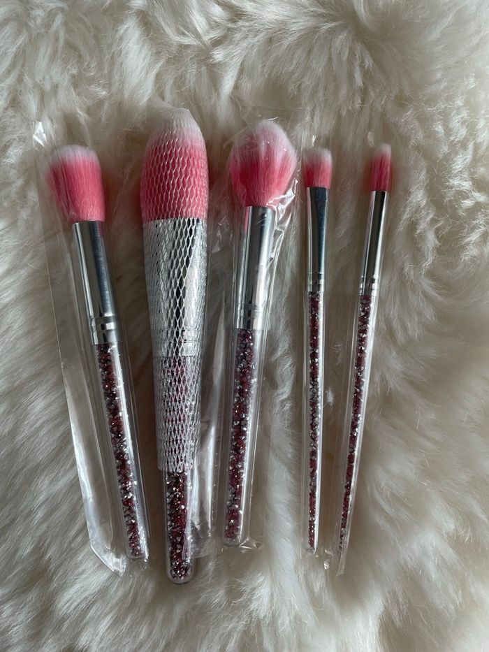 Lot de pinceaux à maquillage avec paillettes