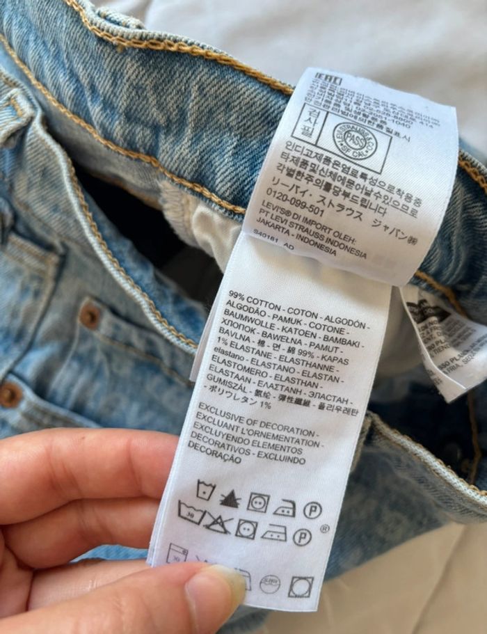 Short Levi’s Ribcage mini court W27 taille haute 36/38 S/M effet frangé imprimé logo bleu clair - photo numéro 7