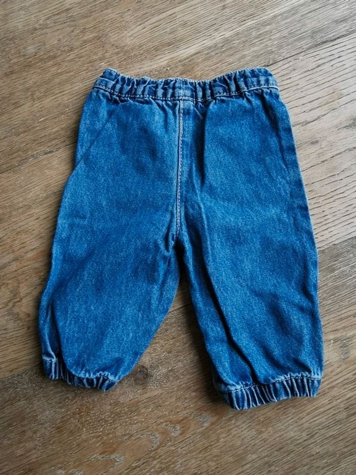 Jean bleu 1 mois - photo numéro 2