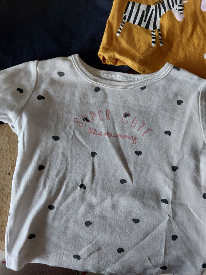 3 tee shit 12mois - photo numéro 2