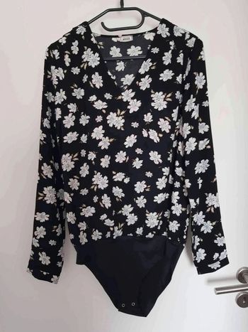 Haut bodie femme  taille 34 36