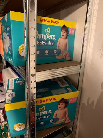 Carton Pampers taille 4