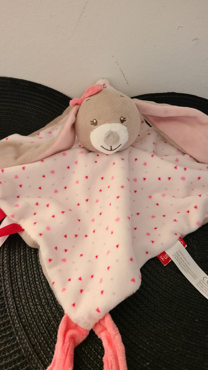 Doudou plat carré lapin rose beige coeurs FUNNY ZOO