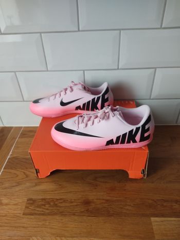 Stabile Nike T 36.5