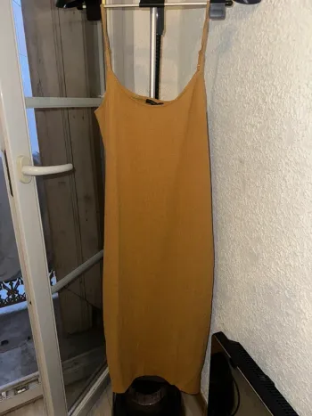Robe longue Esmara couleur moutarde – Neuve –
