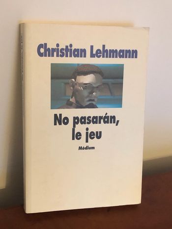 Livre no pasaran le jeu Médium
