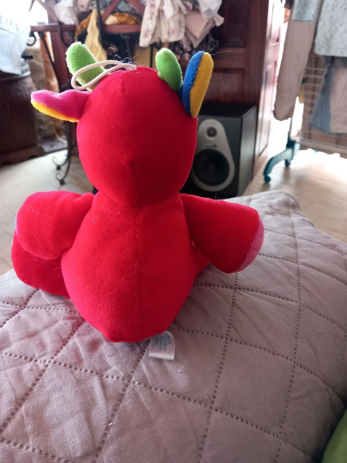 Vache rouge en peluche - photo numéro 2