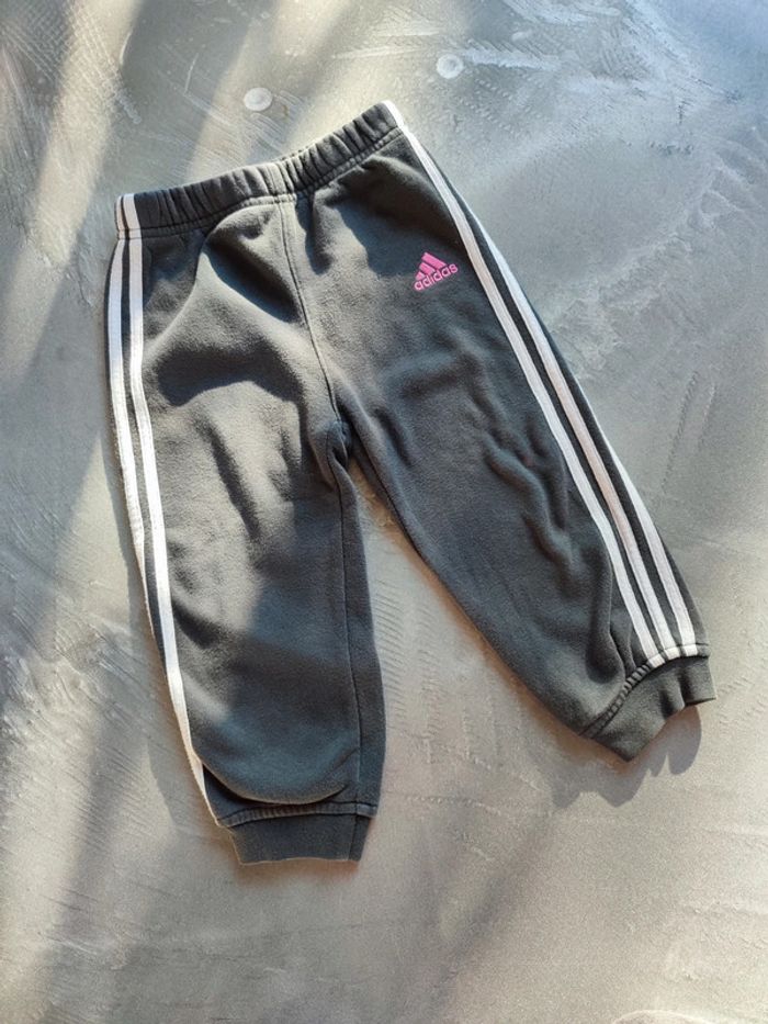 Jogging adidas 18mois