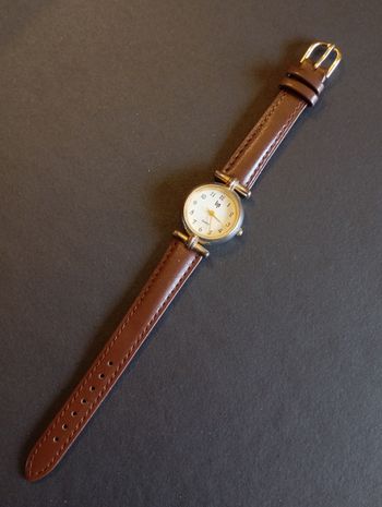 Montre Lip dorée vintage