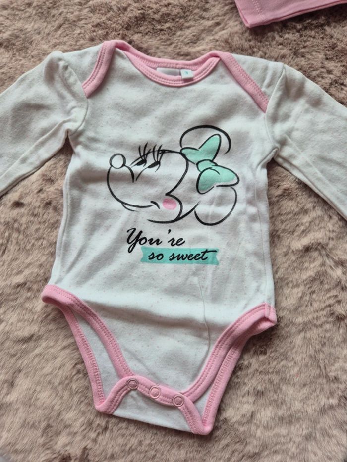 Lot 2 bodies minnie 3 mois - photo numéro 3