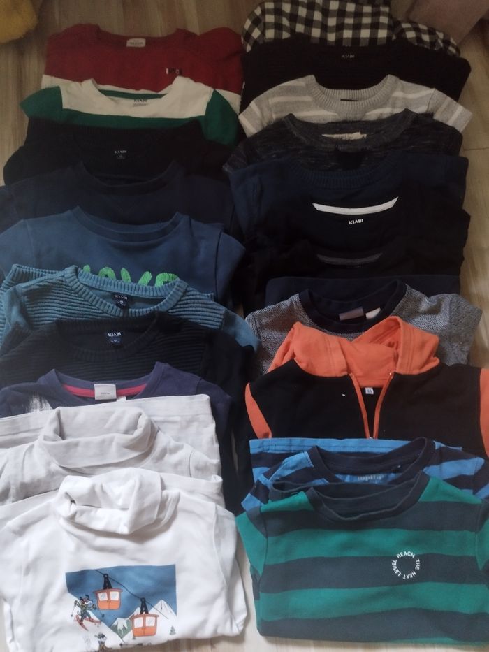 Lots vêtements garçon 4 ans - photo numéro 2