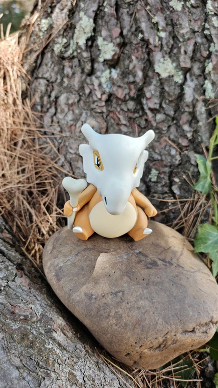 Super grande figurine Pokemon Nintendo Osselait - photo numéro 2