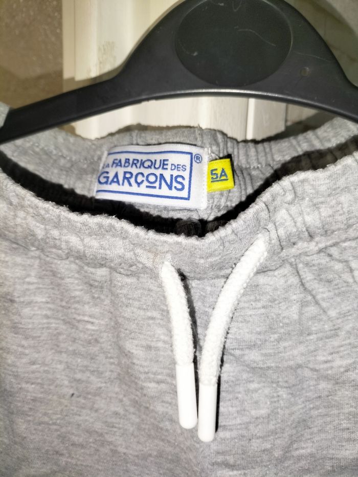 Short garçon taille 4-5 ans - photo numéro 5