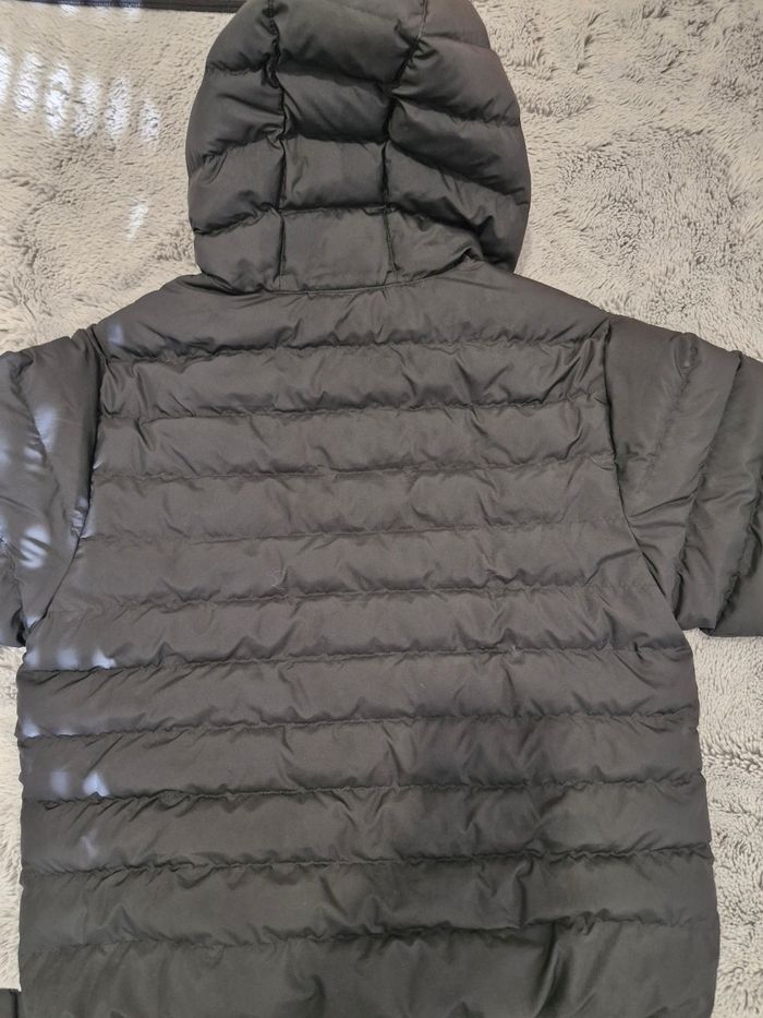 Doudoune nike 15/ 16 ans - photo numéro 2