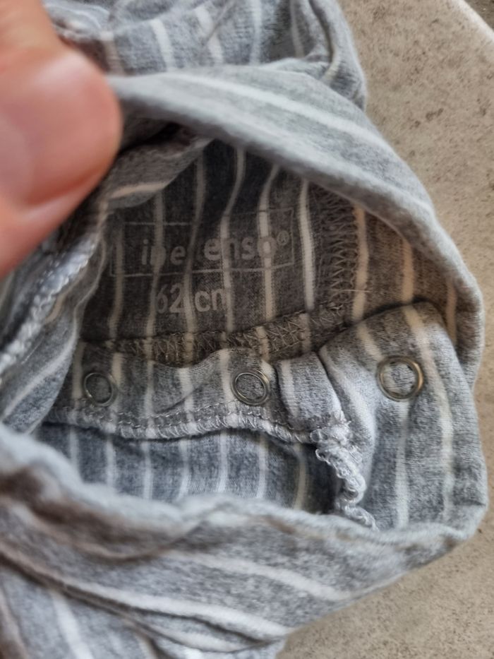 Lot de 2 tee shirt epais - photo numéro 4