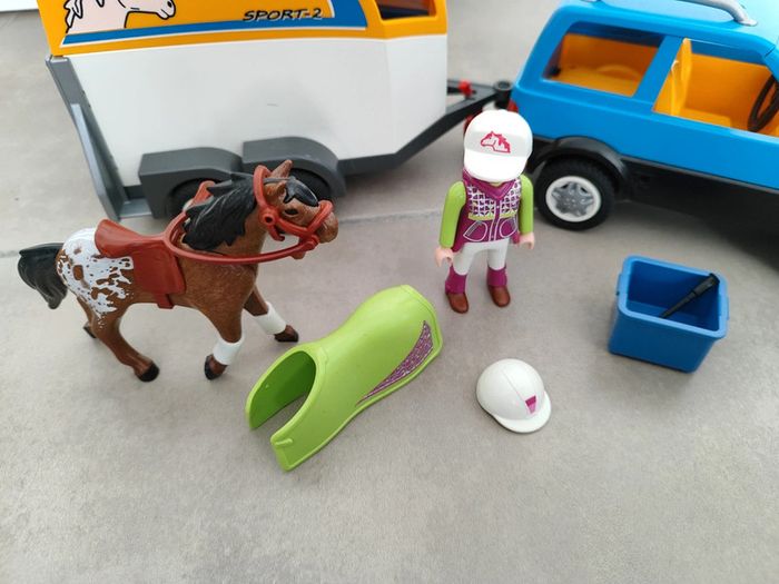 Voiture avec remorque et cheval Playmobil 5223 - photo numéro 4