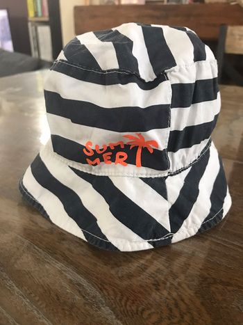 Bob / Chapeau rayé taille 47