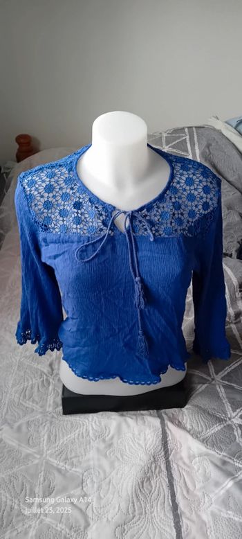Blouse courte manches pagodes avec dentelle tissus plissé lien à pampilles bleu femme L