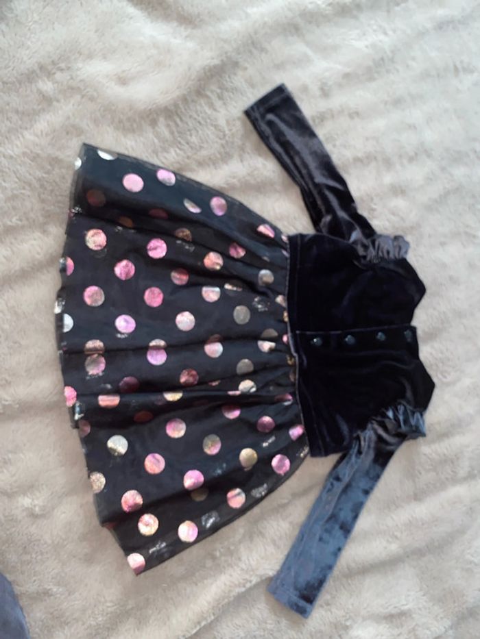 🌸robe noir 18 mois - photo numéro 3