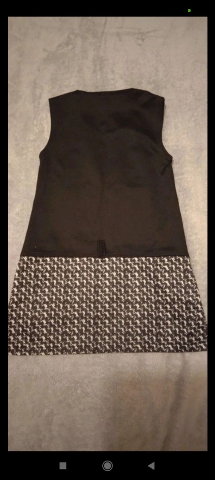 Robe noire taille 6 ans - photo numéro 5