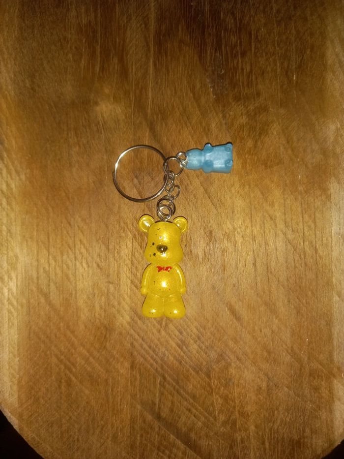 Porte clé ourson jaune résine epoxy