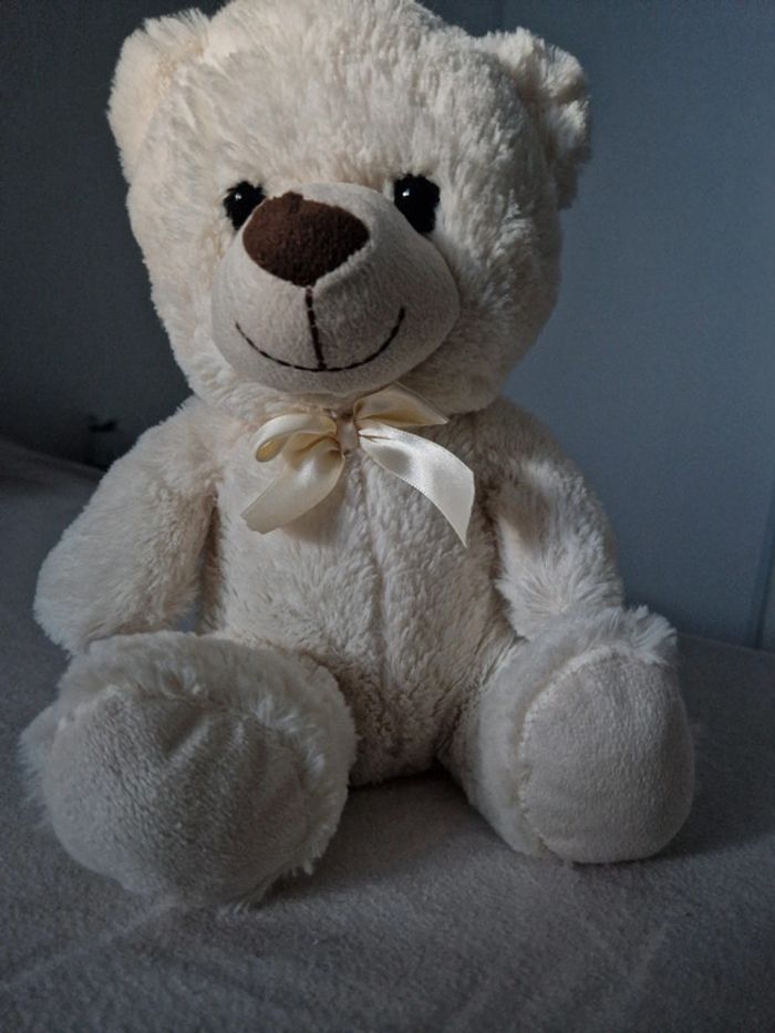 Peluche nounours nœud