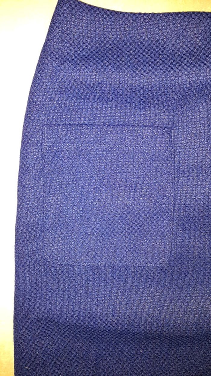 Jupe courte droite - photo numéro 2