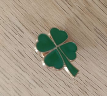 Pin's tréfle à 4 feuilles