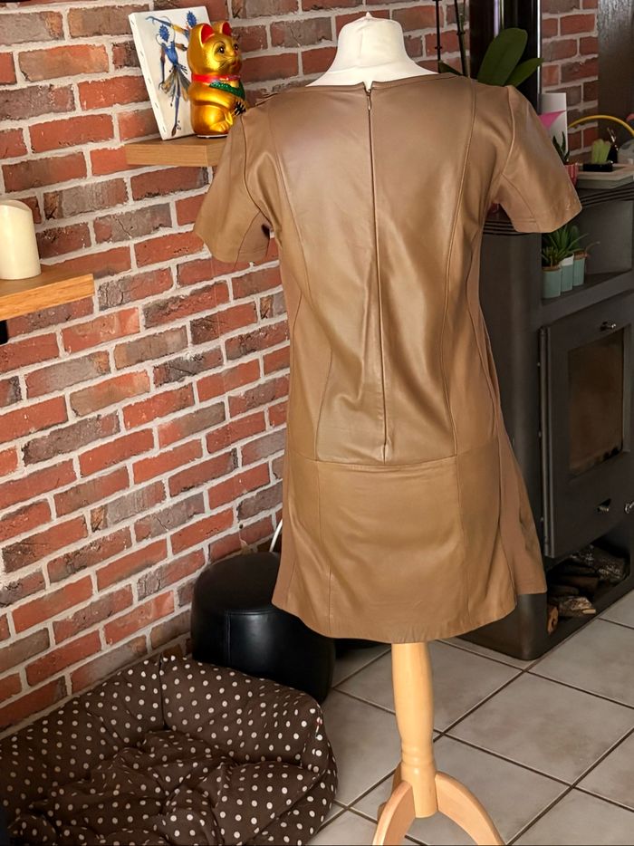 Robe cuir DDP camel taille 38 - photo numéro 3