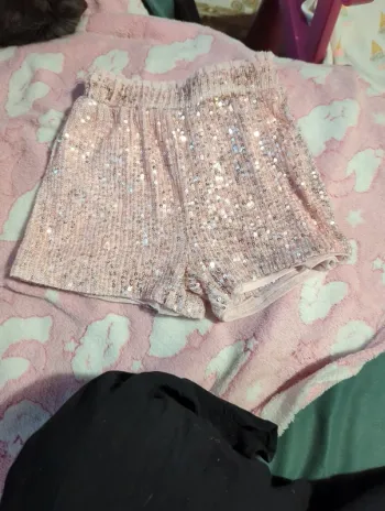 Petit short a sequins
