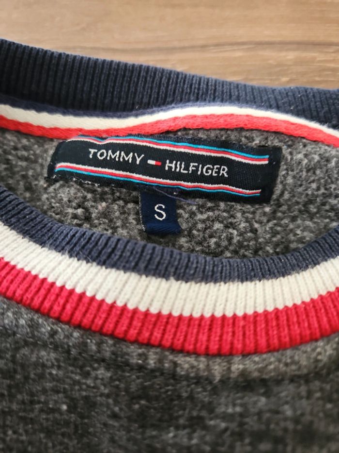 Pull sweat tommy hilfiger taille S - photo numéro 3