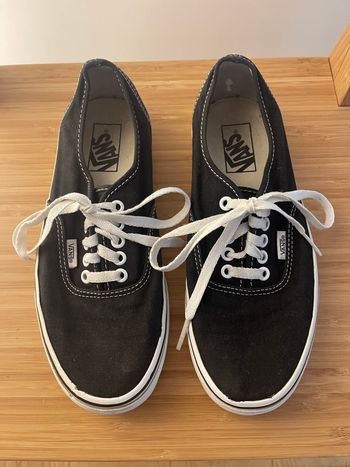 Baskets Vans noires et blanches
