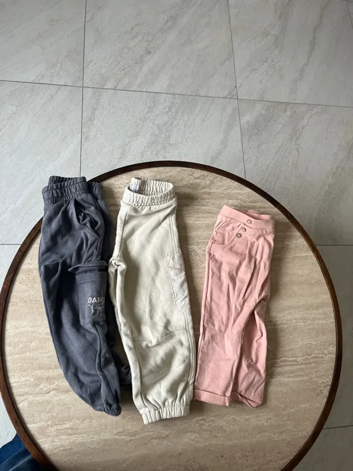 Lot jogging fille