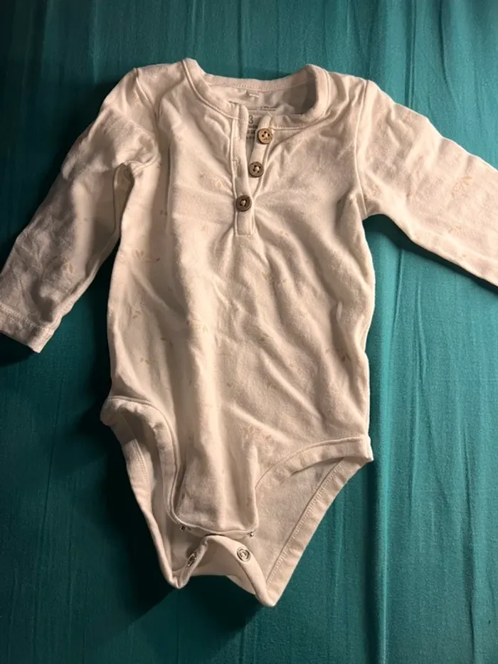 Ensemble garçon - photo numéro 2